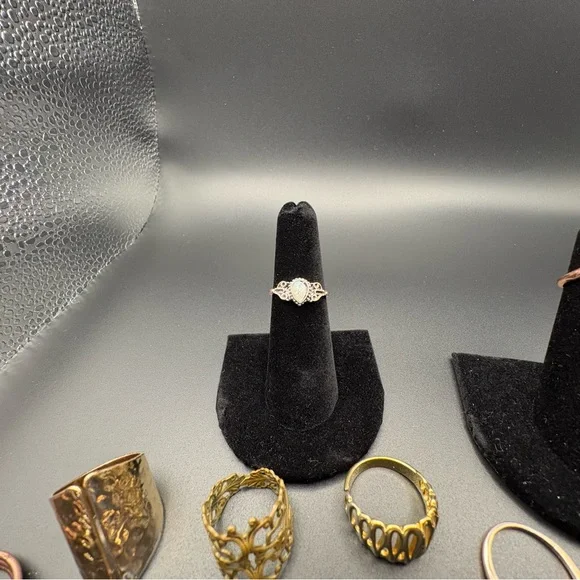 Women's Ring Set - Picture 3 of 7